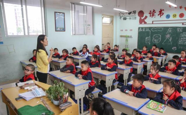 骨干教师推动小学办学质量快速提高小学的逆袭并非个例 骨干教师推动小学办学质量快速提高小学的逆袭并非个例